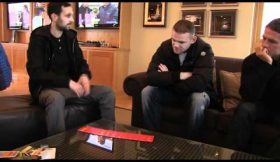 Rooney, Owen e Cleverley em programa de magia