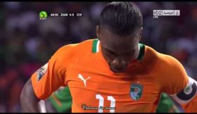 Drogba falha grande penalidade na final da CAN