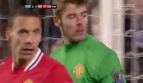 De Gea faz defesa monumental