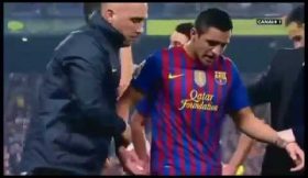 Guardiola ralha com Alexis