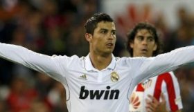 Cristiano Ronaldo: Dois golaços, um hat-trick