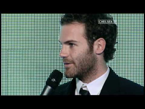 Mata recebe prémio de melhor do ano no Chelsea