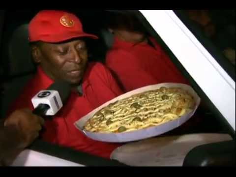 Pelé entrega pizzas