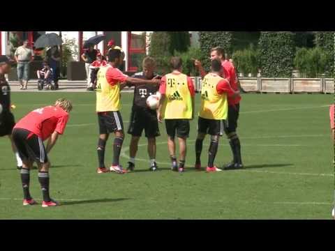 Badstuber nervoso durante treino do Bayern