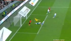 O falhanço de Luiz Adriano