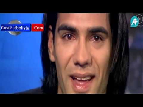 Radamel Falcao chora na televisão