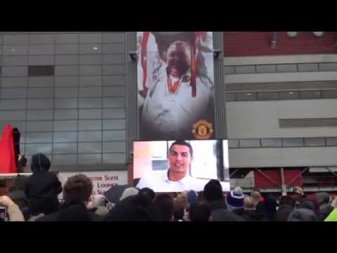 Estátua de Ferguson inaugurada em Old Trafford