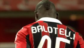 Balotelli tem estreia de sonho no AC Milan