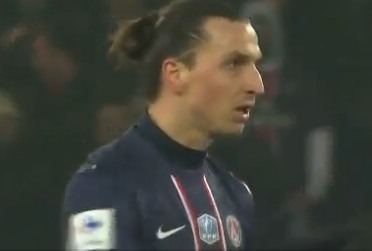 Nariz de Ibra ridicularizado por Barton