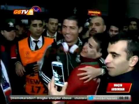 Duplo de Ronaldo na Turquia emocionado por conhecer o verdadeiro Ronaldo