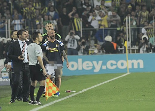 Raul Meireles, de novo a indisciplina