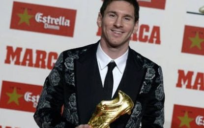 Messi recebe 3ª Bota de Ouro consecutiva