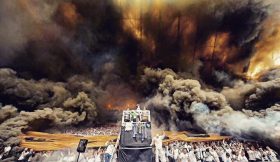 Adeptos do Legia provocam enorme muro de fumo durante final da Taça da Polónia