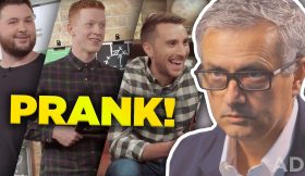 Mourinho participa em brincadeira com conhecido canal do Youtube