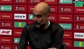 Vídeo: Guardiola pega-se como jornalista após eliminação na Taça