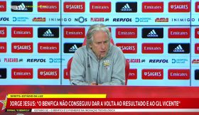 Vídeo: Jorge Jesus enrolou, enrolou, e acabou por reconhecer que a derrota tirou a crença do título