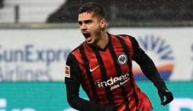 Vídeo: O 24.º golo de André Silva na Bundesliga