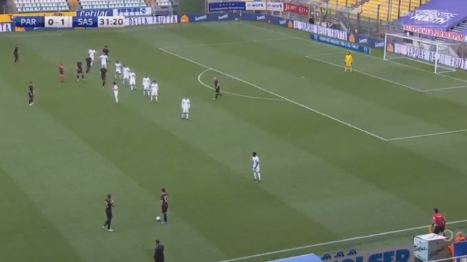 VÍDEO: Mas que grande golo de Bruno Alves ao Sassuolo