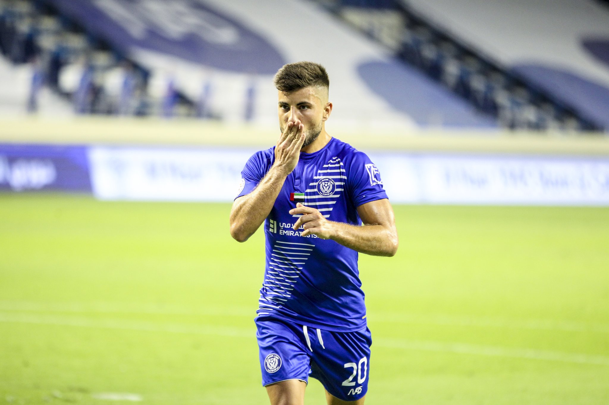 VÍDEO: Tozé marca golaço na vitória do Al-Nasr