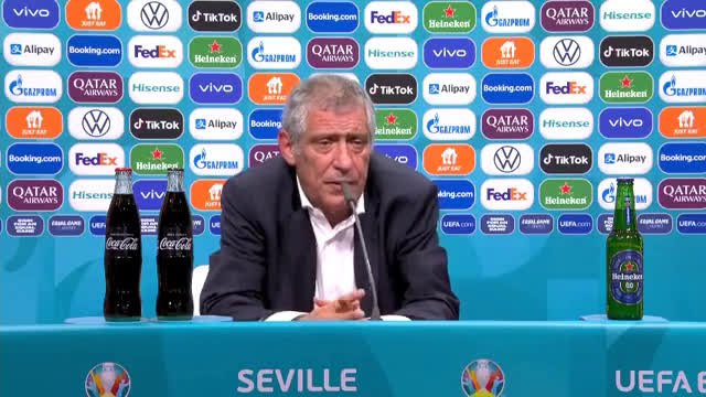 Vídeo: Fernando Santos explica não utilização de Nuno Mendes e Pedro Gonçalves no Euro’2020