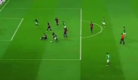 Vídeo: A genial jogada de Quintero que deixou todos de boca aberta na China