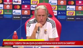 Vídeo: «Joga na direita, na esquerda, como médio-defensivo, como central… é um jogador muito importante»