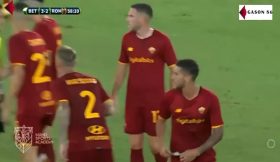 Vídeo: Mourinho invadiu relvado para confrontar o árbitro, depois do capitão da Roma ver vermelho, e também acabou expulso