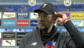 O Liverpool marcou passo e Klopp elogiou o guarda-redes contrário: «Devia jogar com o n.º 10»