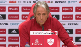 Vídeo: Jorge Jesus diz que jogo devia ter sido adiado