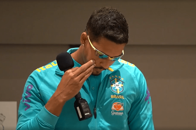 Vídeo: O discurso emocionado de Lucas Veríssimo na apresentação à seleção do Brasil