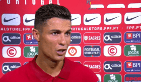 Vídeo: Ronaldo pede desculpa a Fernando Santos, assume que queria muito bater o recorde e diz que ainda quer jogar mais 4-5 anos