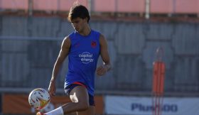 Vídeo: Simeone a apertar com João Félix no treino do Atlético Madrid