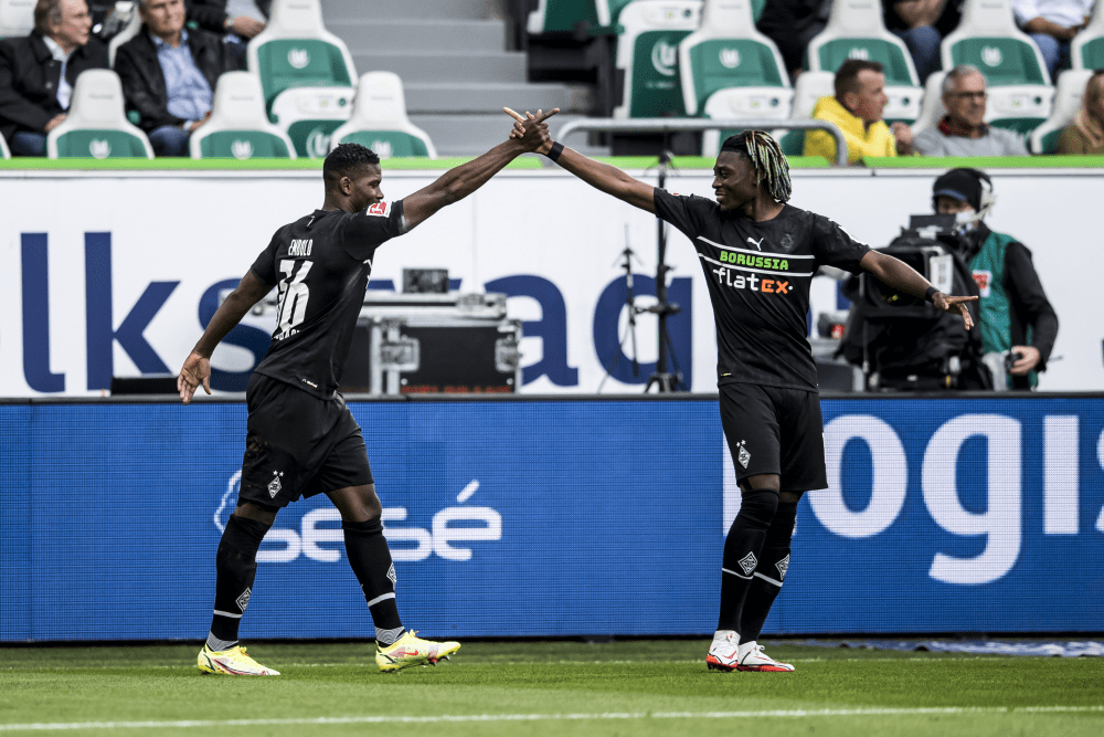 Vídeo: Embolo marca golo incrível na Bundesliga