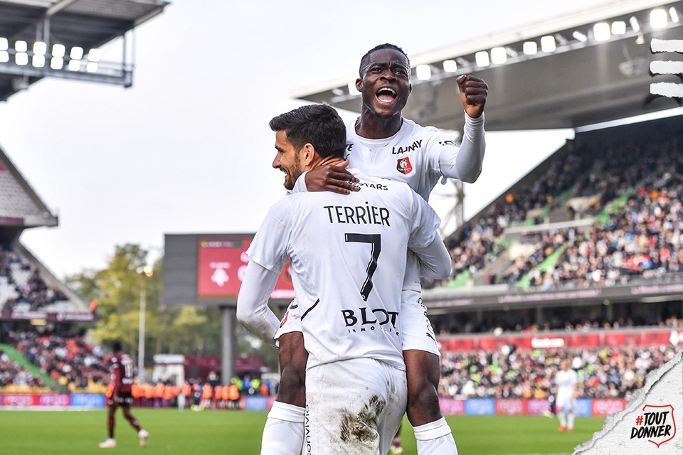 Vídeo: O incrível golo de Sulemana na Ligue 1