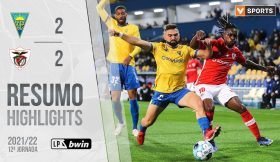 Highlights | Resumo: Estoril Praia 2-2 Santa Clara (Liga 21/22 #12)