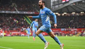 VÍDEO: Bernardo marca em Old Trafford após assistência de Cancelo