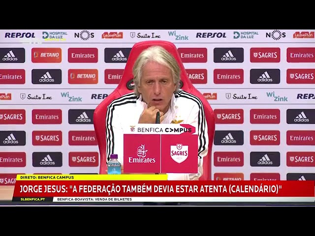 Vídeo: «Boa resposta de André Almeida evita ida ao mercado por um central?» A resposta de Jorge Jesus