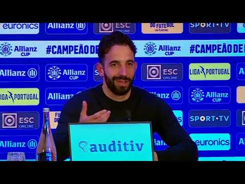 Vídeo: «Todos sabem qual era o meu clube. Mas a minha ligação ao Sporting agora é muito forte»