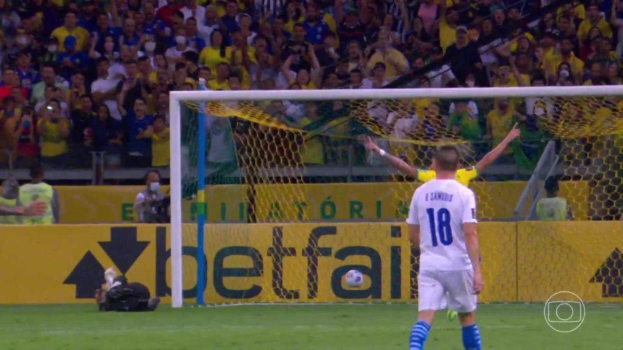 Vídeo: O golaço de Coutinho na goleada do Brasil