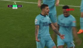 Vídeo: O inacreditável golo de Bruno Guimarães na estreia a titular pelo Newcastle