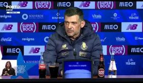 Vídeo: Sérgio Conceição volta a enrolar sobre a continuidade