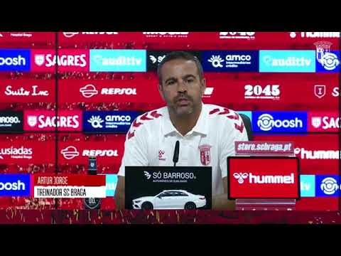 Vídeo: «Se o SC Braga é candidato ao título? Vamos ser uma equipa ambiciosa, mas ainda é prematura definir metas»